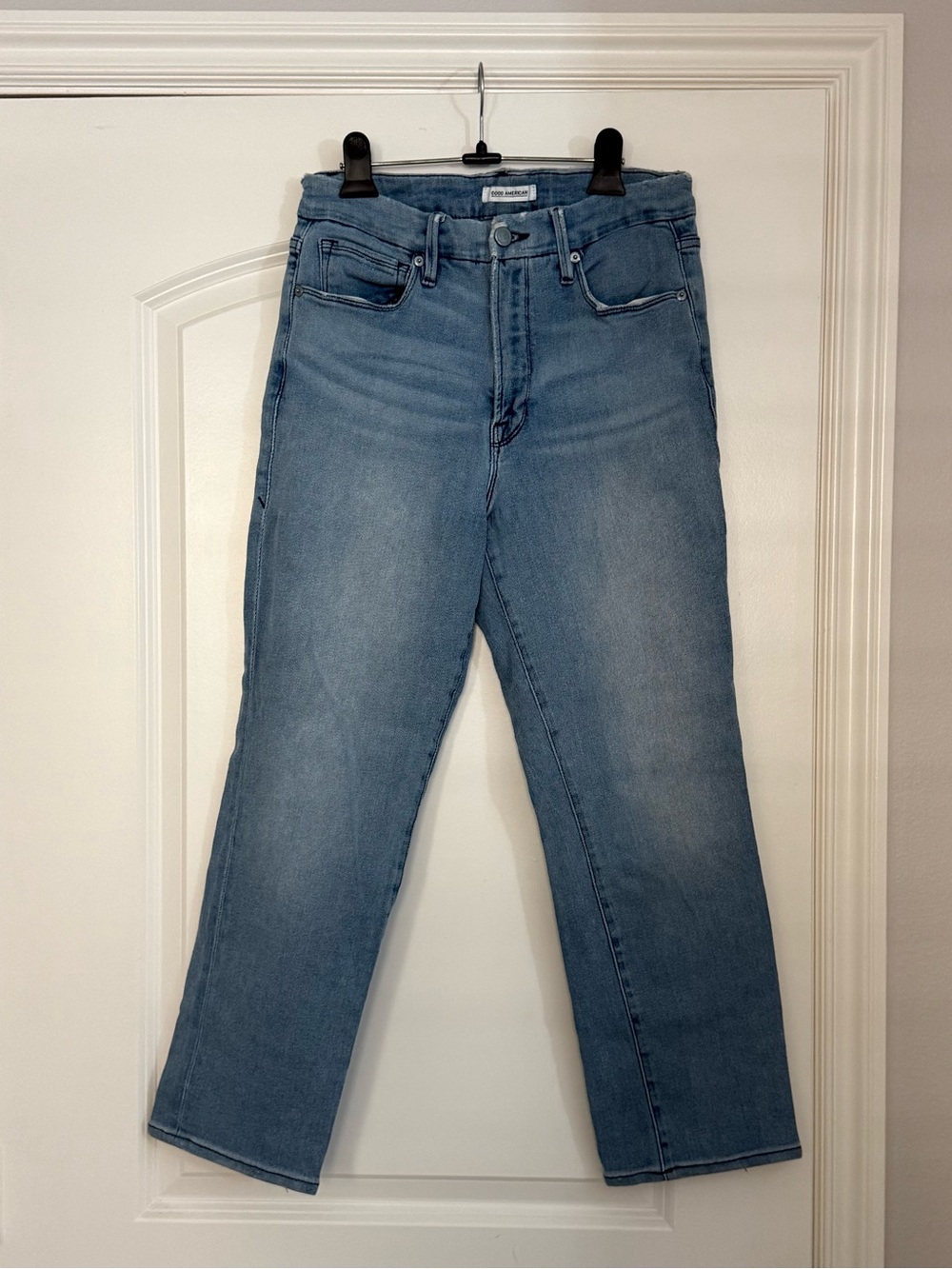 Good American Good Straight blue jeans